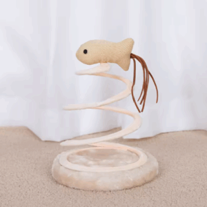 sprężyna z myszką i sizalową drapaczką